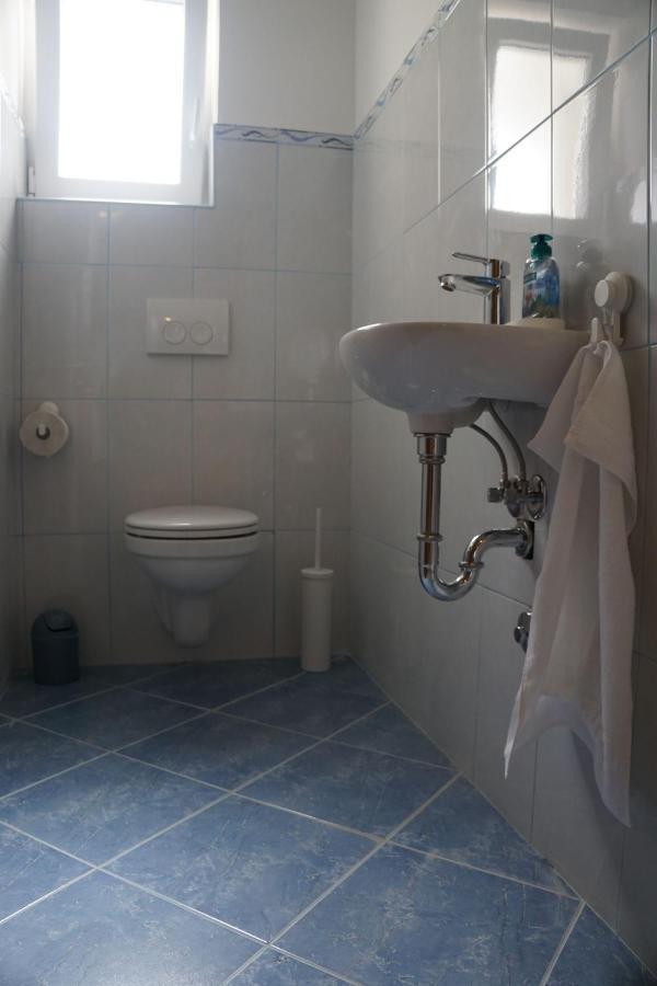 Mitra Apartments Малинска Экстерьер фото
