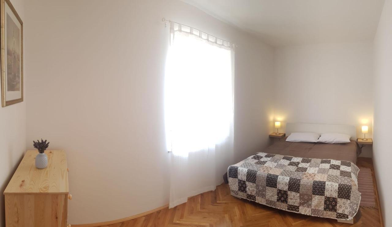 Mitra Apartments Малинска Экстерьер фото